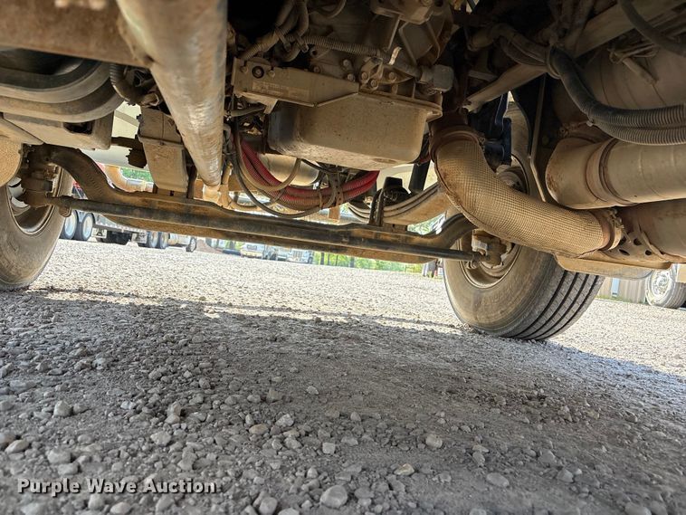 image for item EV2900 2015 Peterbilt PB337 water truck