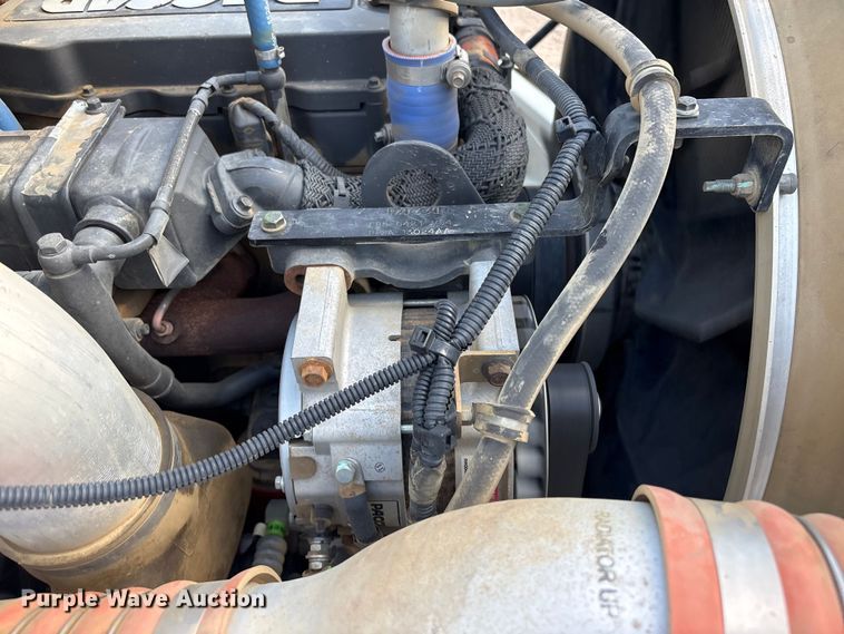 image for item EV2900 2015 Peterbilt PB337 water truck