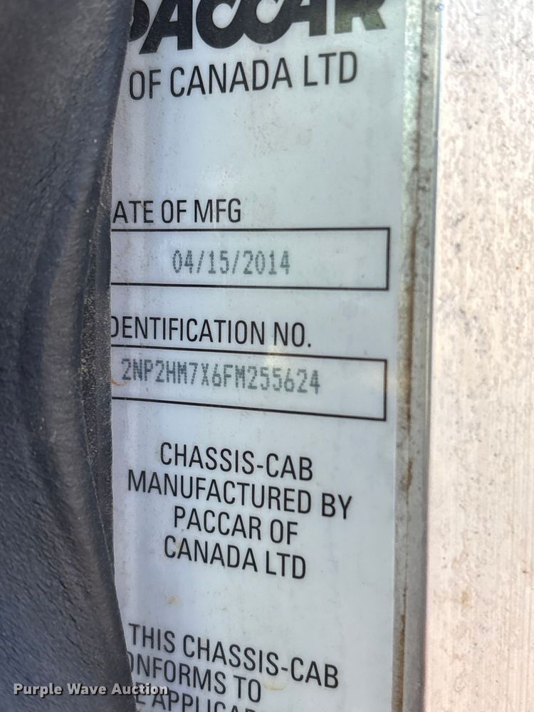 image for item EV2900 2015 Peterbilt PB337 water truck