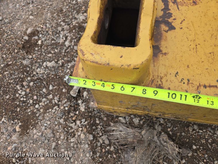 image for item EV5620 Caterpillar ripper