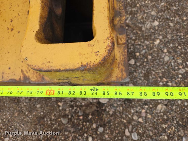 image for item EV5620 Caterpillar ripper