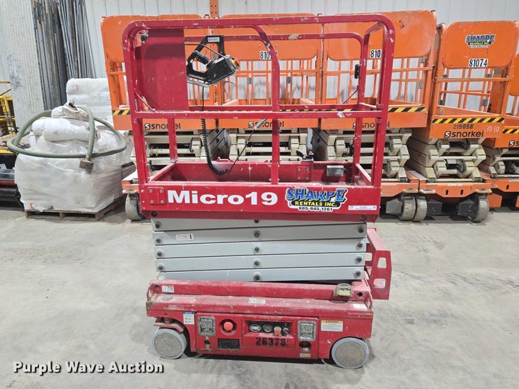 image for item EV5649 2018 MEC Micro 19 scissor lift