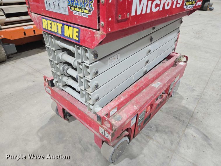 image for item EV5649 2018 MEC Micro 19 scissor lift