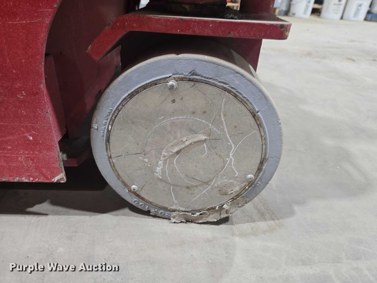 image for item EV5649 2018 MEC Micro 19 scissor lift