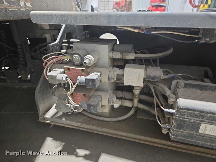 image for item EV5650 2015 Skyjack SJIH 3219 scissor lift