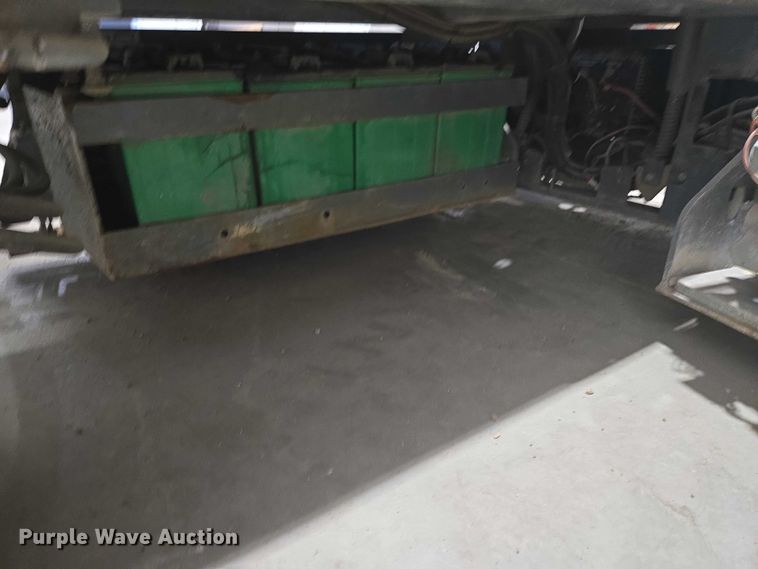 image for item EV5650 2015 Skyjack SJIH 3219 scissor lift