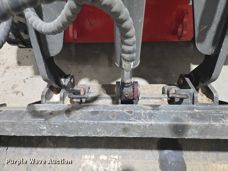 image for item EV5651 2023 SDLOOL SL380C compact utility loader