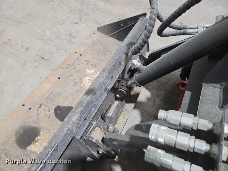 image for item EV5651 2023 SDLOOL SL380C compact utility loader