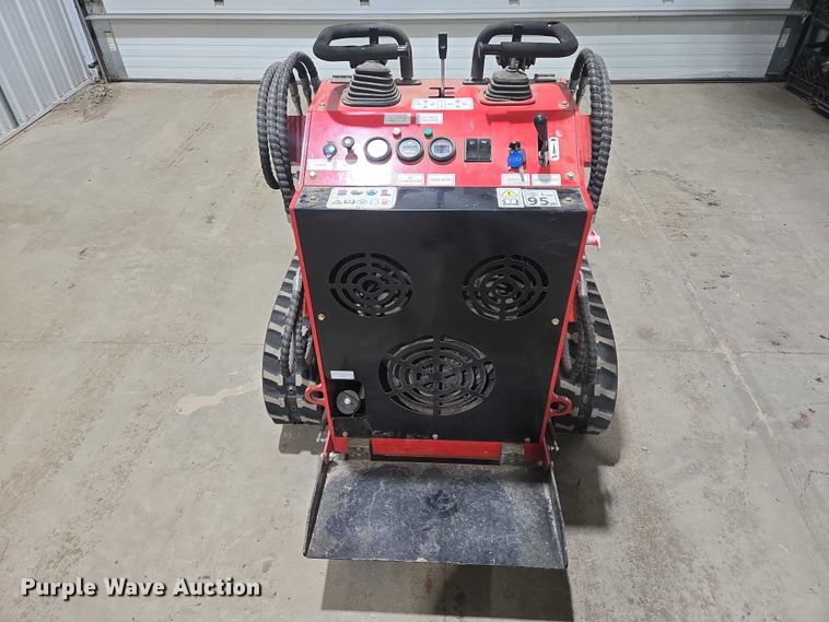 image for item EV5651 2023 SDLOOL SL380C compact utility loader