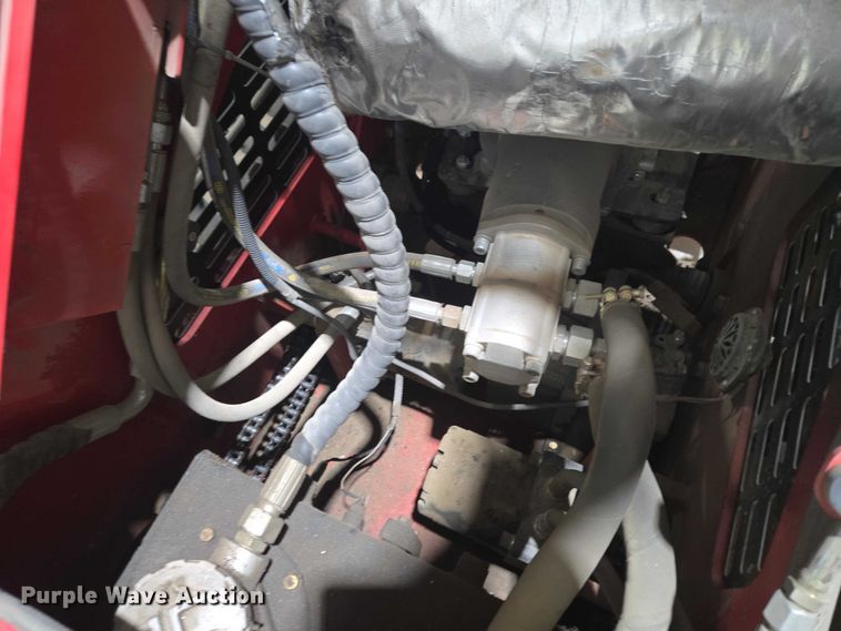 image for item EV5651 2023 SDLOOL SL380C compact utility loader