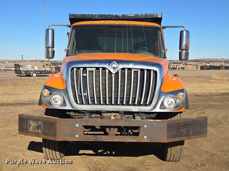 image for item EV5654 2008 International 7400 dump truck