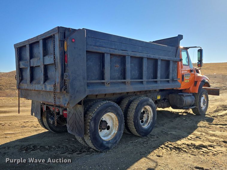 image for item EV5654 2008 International 7400 dump truck