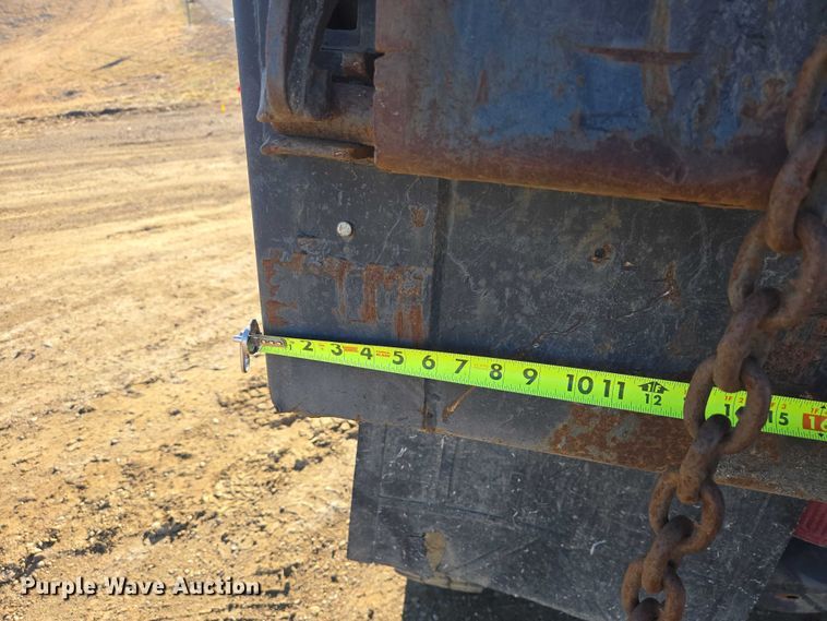 image for item EV5654 2008 International 7400 dump truck