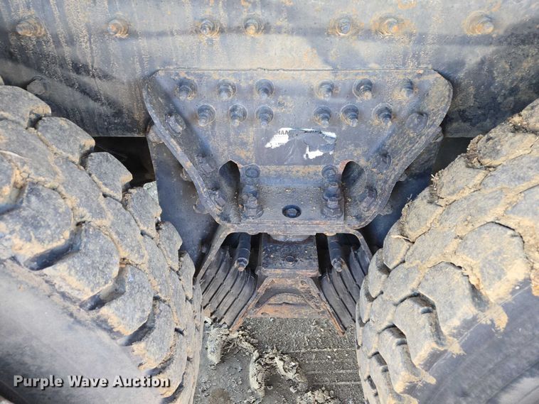 image for item EV5654 2008 International 7400 dump truck