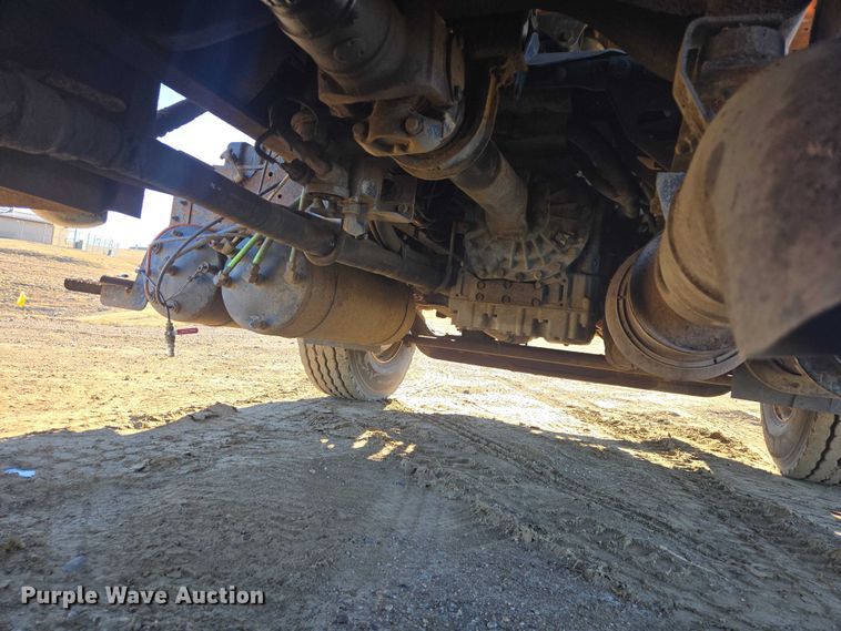 image for item EV5654 2008 International 7400 dump truck