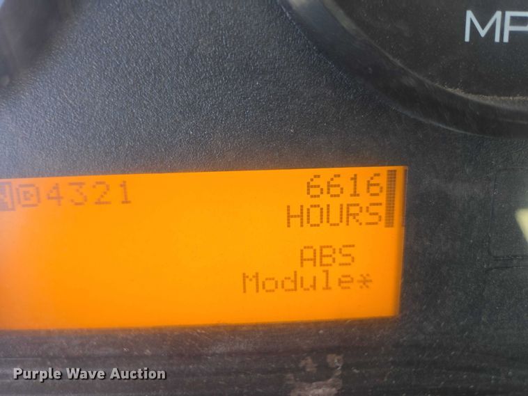 image for item EV5654 2008 International 7400 dump truck