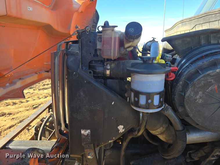 image for item EV5654 2008 International 7400 dump truck