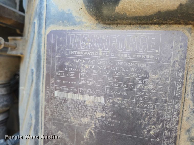 image for item EV5654 2008 International 7400 dump truck