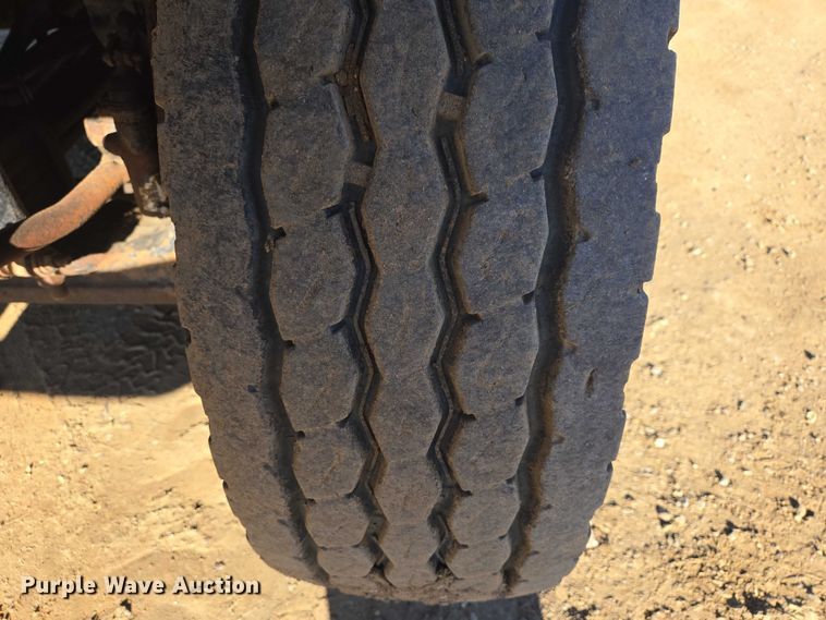 image for item EV5654 2008 International 7400 dump truck