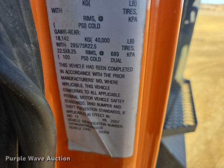 image for item EV5654 2008 International 7400 dump truck