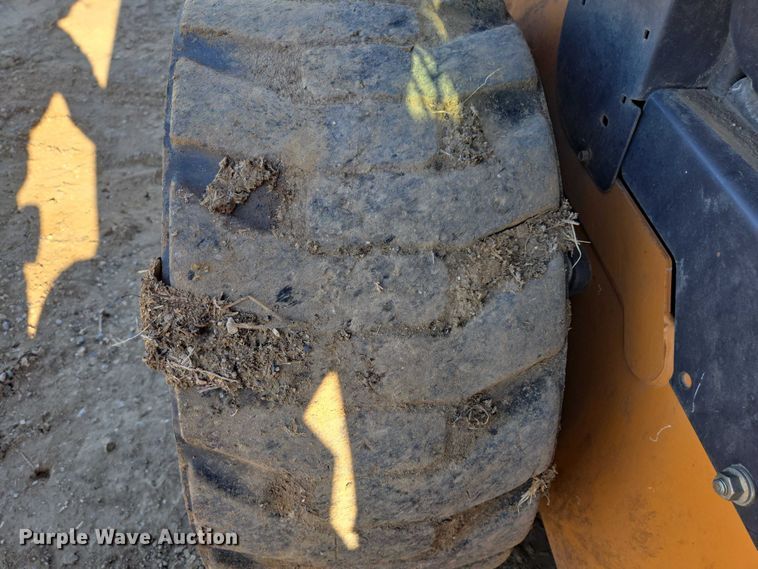 image for item EV5655 2019 Case SR210 skid steer loader