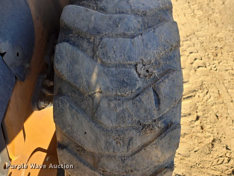 image for item EV5655 2019 Case SR210 skid steer loader