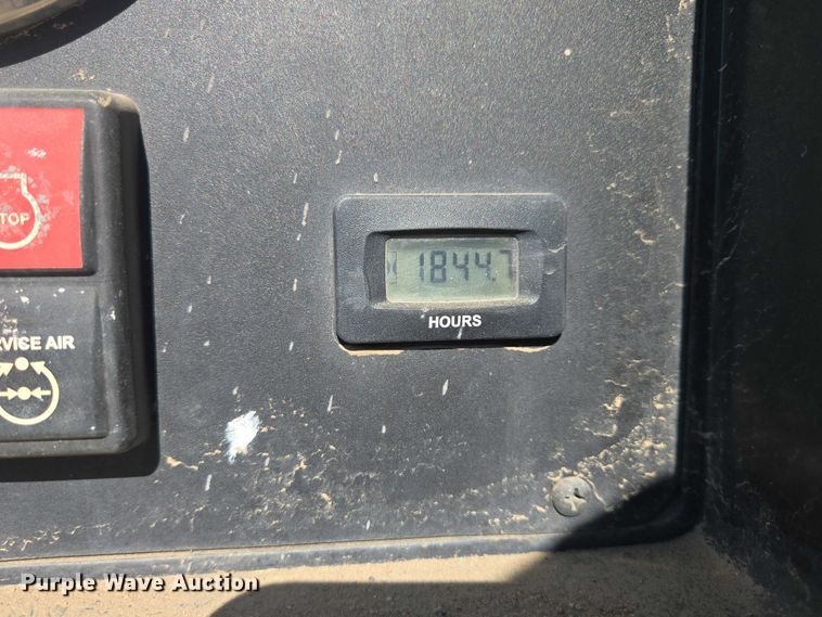 image for item EV5656 2018 Doosan P185WD0-T4F air compressor