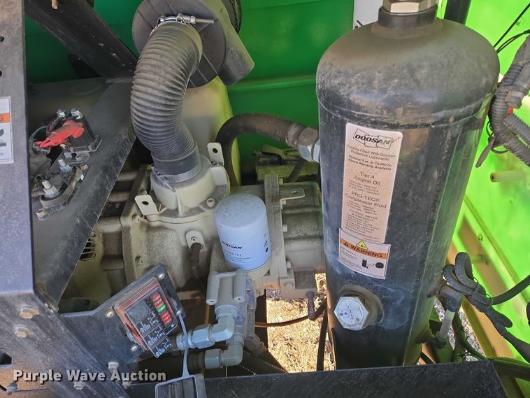 image for item EV5656 2018 Doosan P185WD0-T4F air compressor