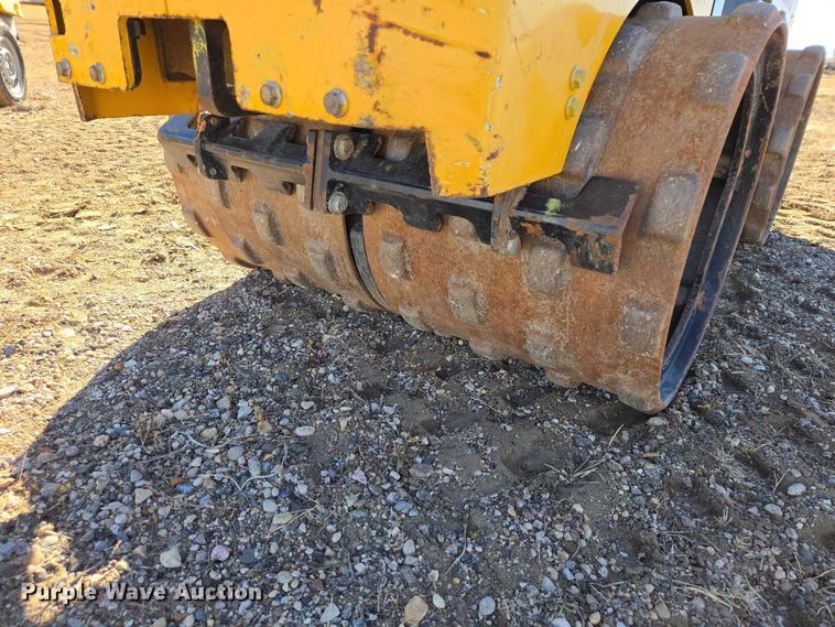 image for item EV5659 2018 Rammax 1575 trench compactor