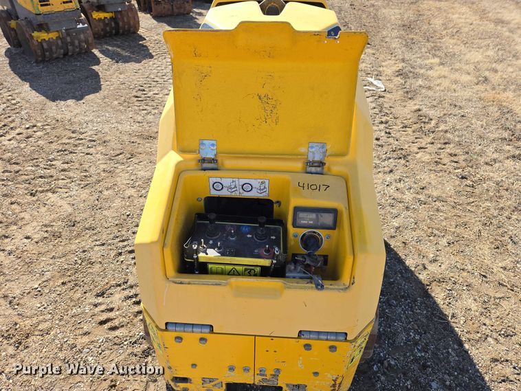 image for item EV5660 2020 Rammax 1575 trench compactor