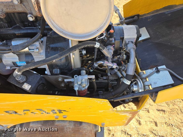 image for item EV5660 2020 Rammax 1575 trench compactor