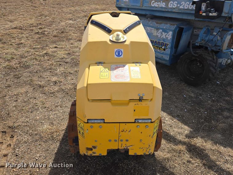 image for item EV5663 2021 Rammax 1575 trench compactor