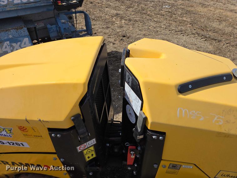 image for item EV5663 2021 Rammax 1575 trench compactor
