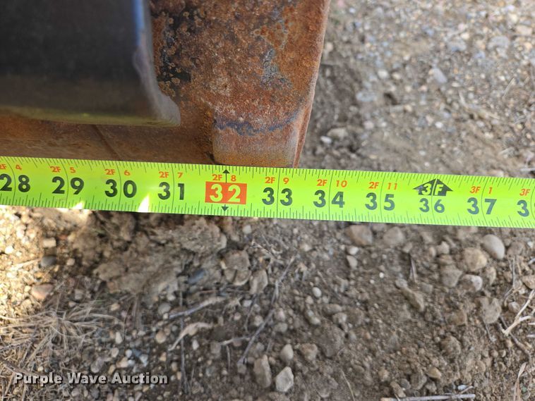 image for item EV5663 2021 Rammax 1575 trench compactor