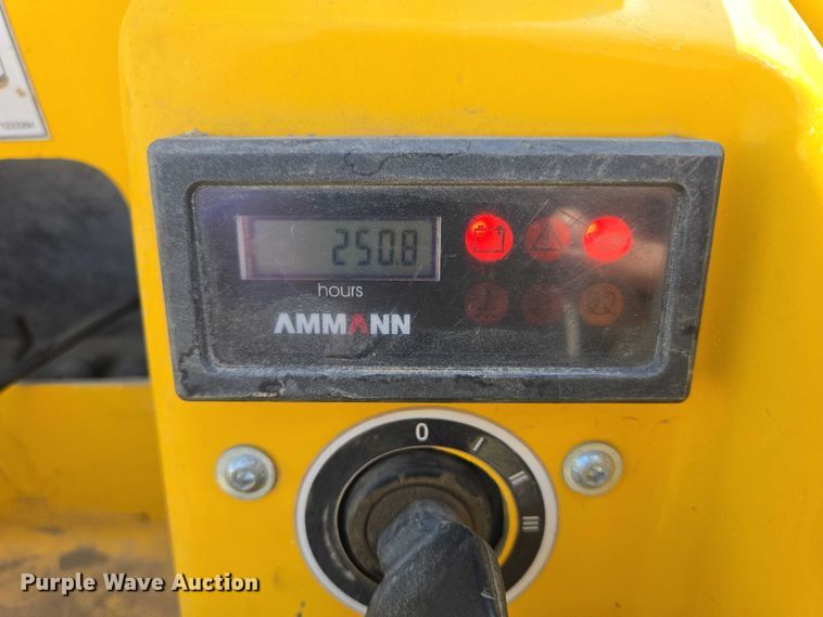 image for item EV5663 2021 Rammax 1575 trench compactor