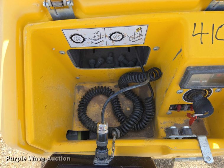 image for item EV5663 2021 Rammax 1575 trench compactor