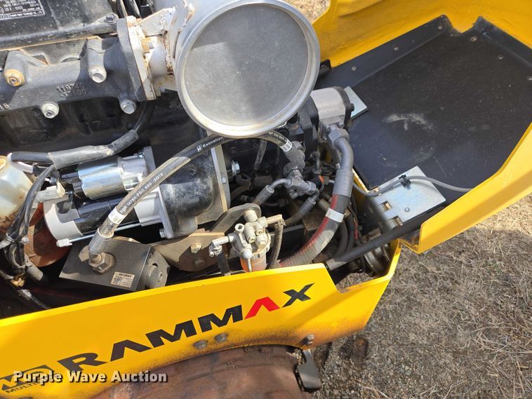 image for item EV5663 2021 Rammax 1575 trench compactor