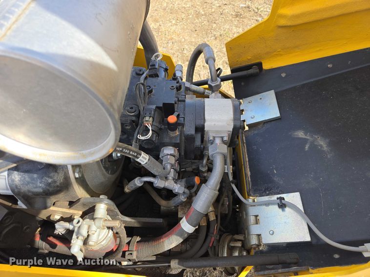 image for item EV5663 2021 Rammax 1575 trench compactor