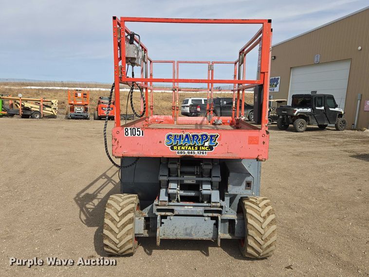 image for item EV5665 2014 Skyjack SJ6826RT scissor lift