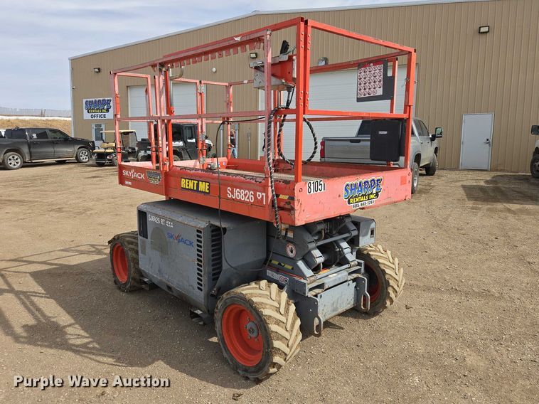 image for item EV5665 2014 Skyjack SJ6826RT scissor lift