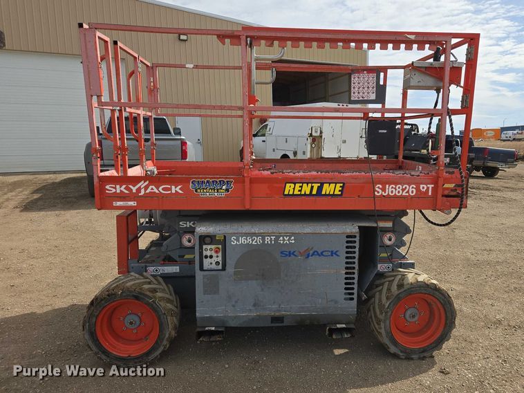 image for item EV5665 2014 Skyjack SJ6826RT scissor lift