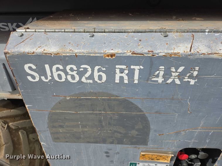 image for item EV5665 2014 Skyjack SJ6826RT scissor lift