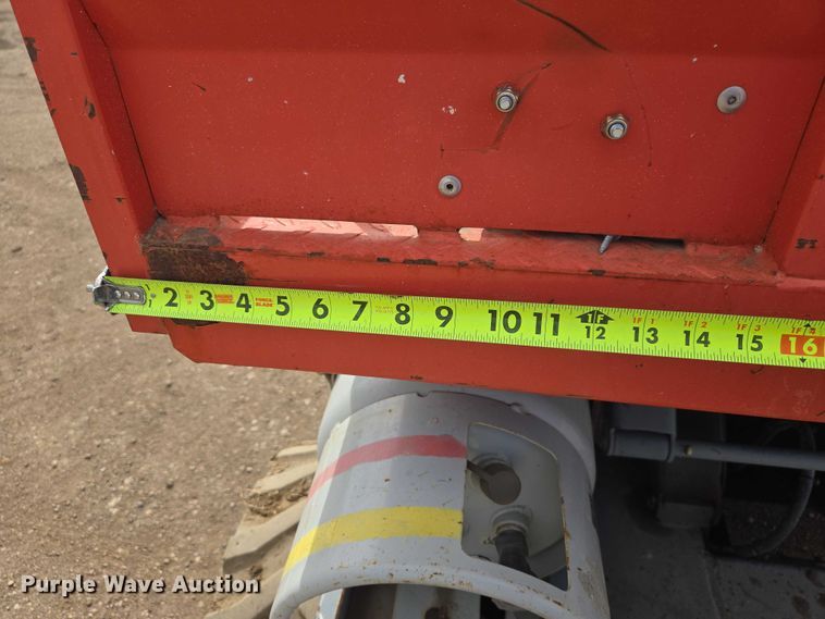 image for item EV5665 2014 Skyjack SJ6826RT scissor lift