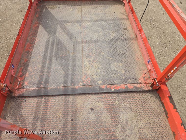 image for item EV5665 2014 Skyjack SJ6826RT scissor lift