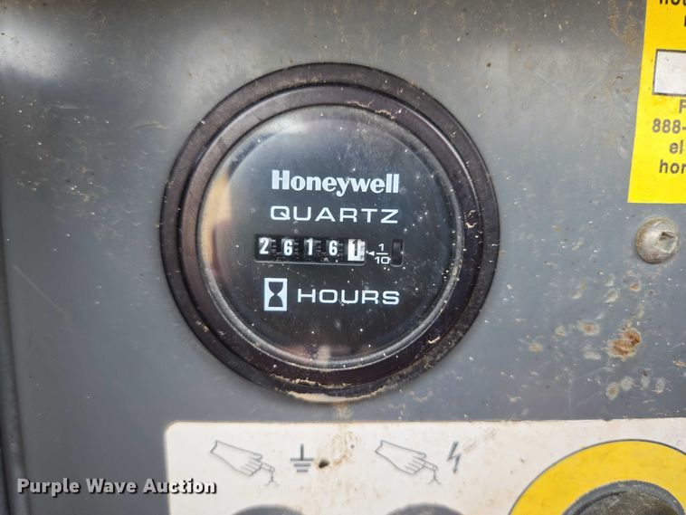 image for item EV5665 2014 Skyjack SJ6826RT scissor lift