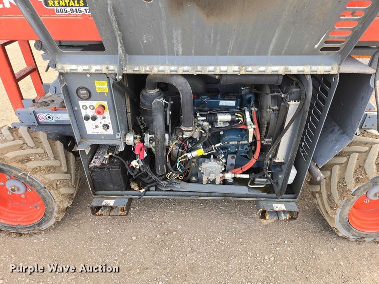 image for item EV5665 2014 Skyjack SJ6826RT scissor lift