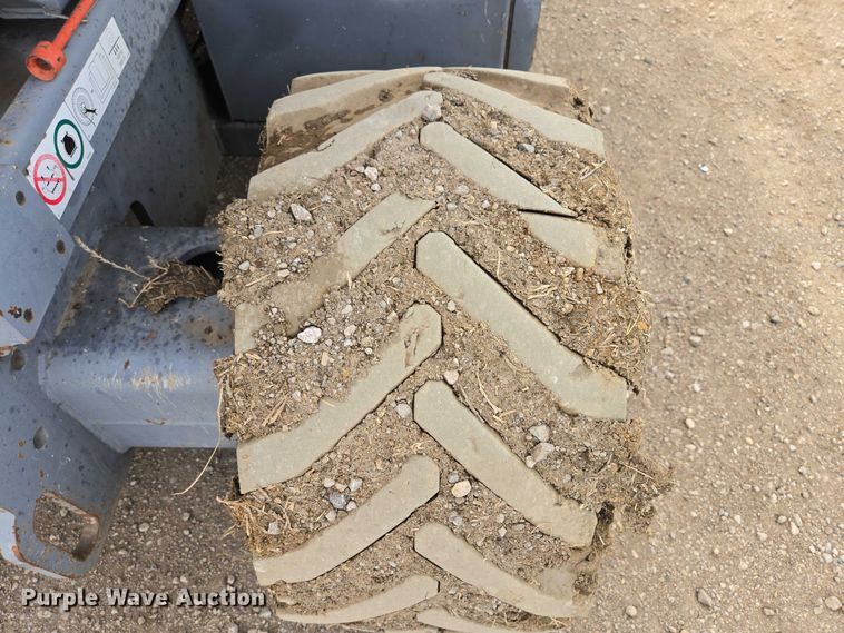 image for item EV5665 2014 Skyjack SJ6826RT scissor lift