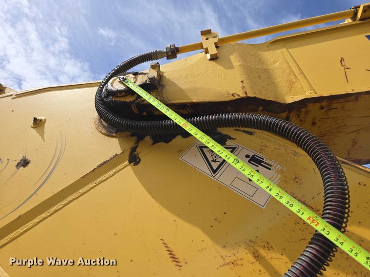 image for item EV5666 2013 Komatsu PC360LC-10 excavator