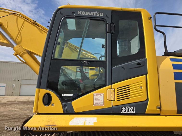 image for item EV5666 2013 Komatsu PC360LC-10 excavator