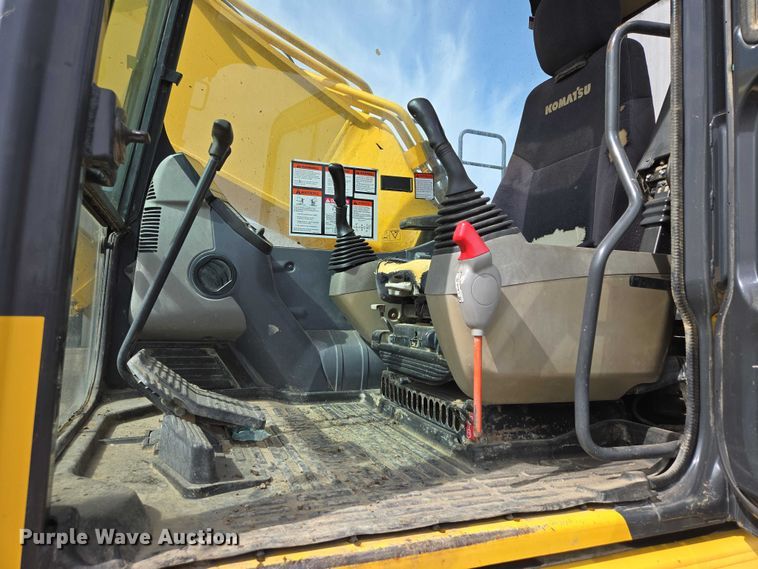 image for item EV5666 2013 Komatsu PC360LC-10 excavator